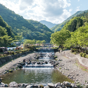 夏季休業のお知らせ【2024年】